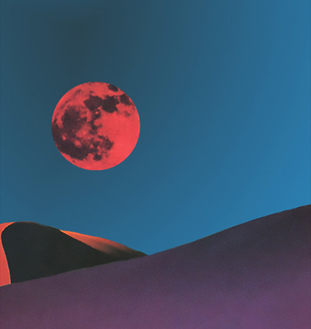 Art by Mariano Peccinetti and Karen Lynch.