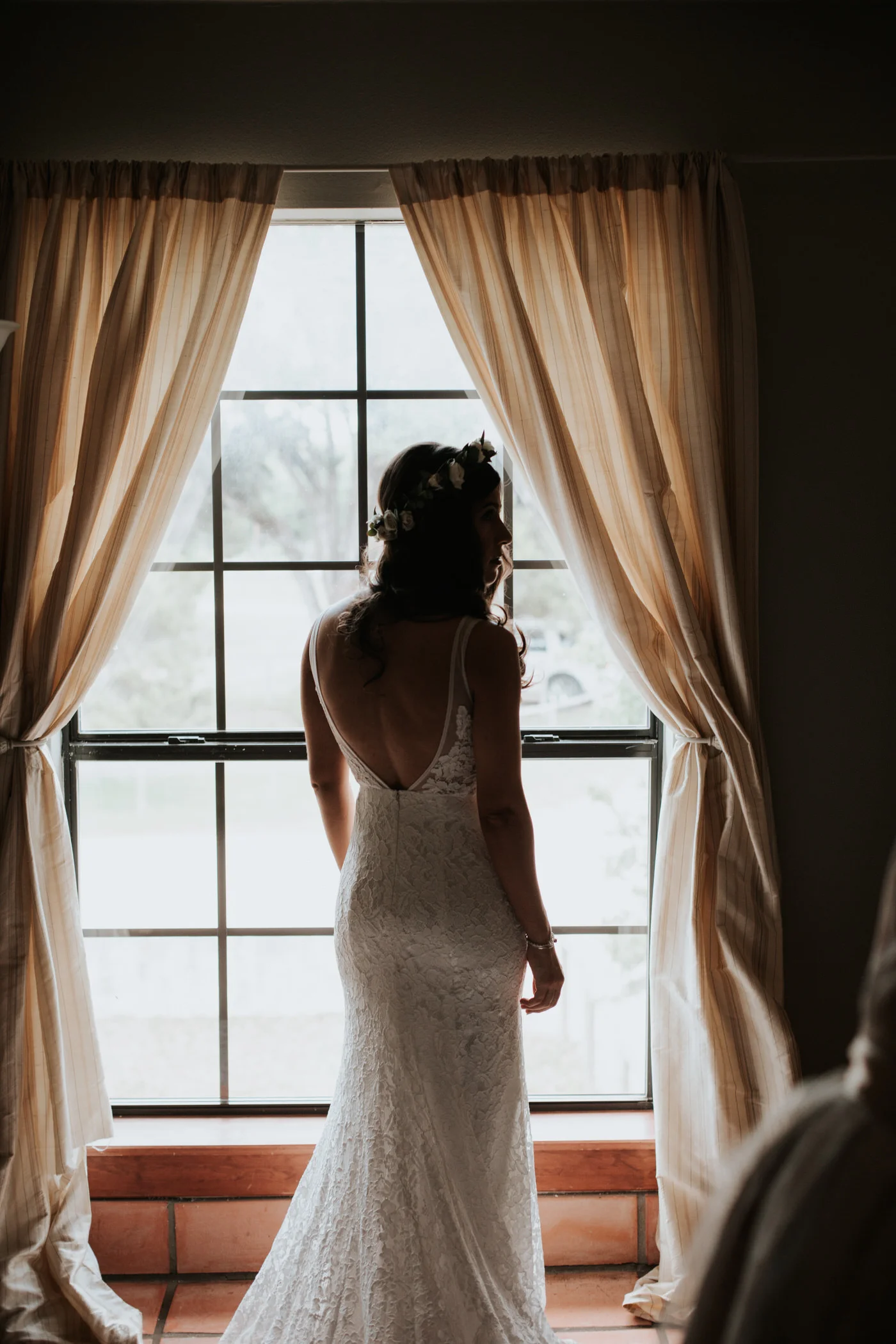 Bride before wedding at Thurman's mansion