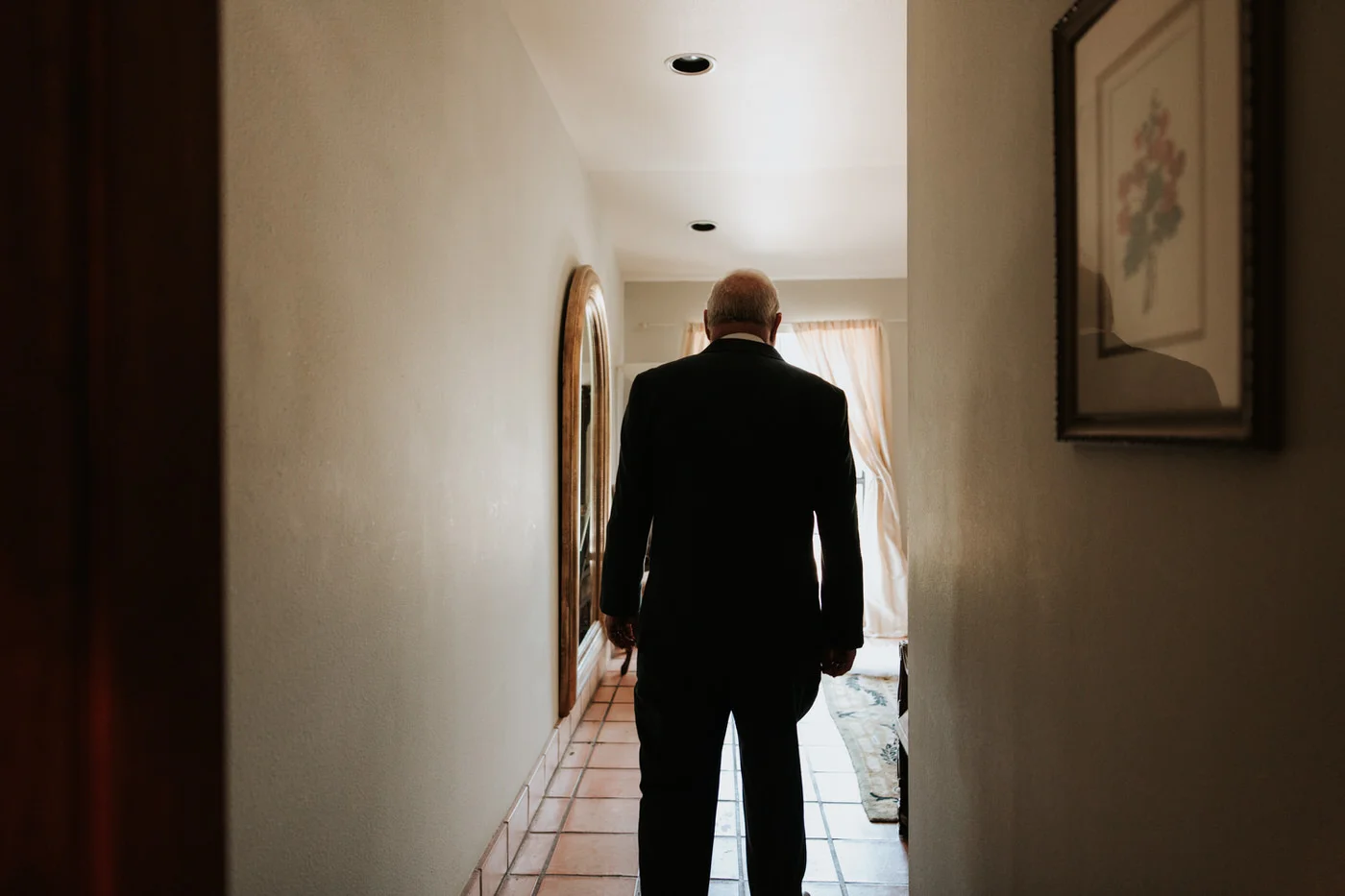 Bride before wedding at Thurman's mansion