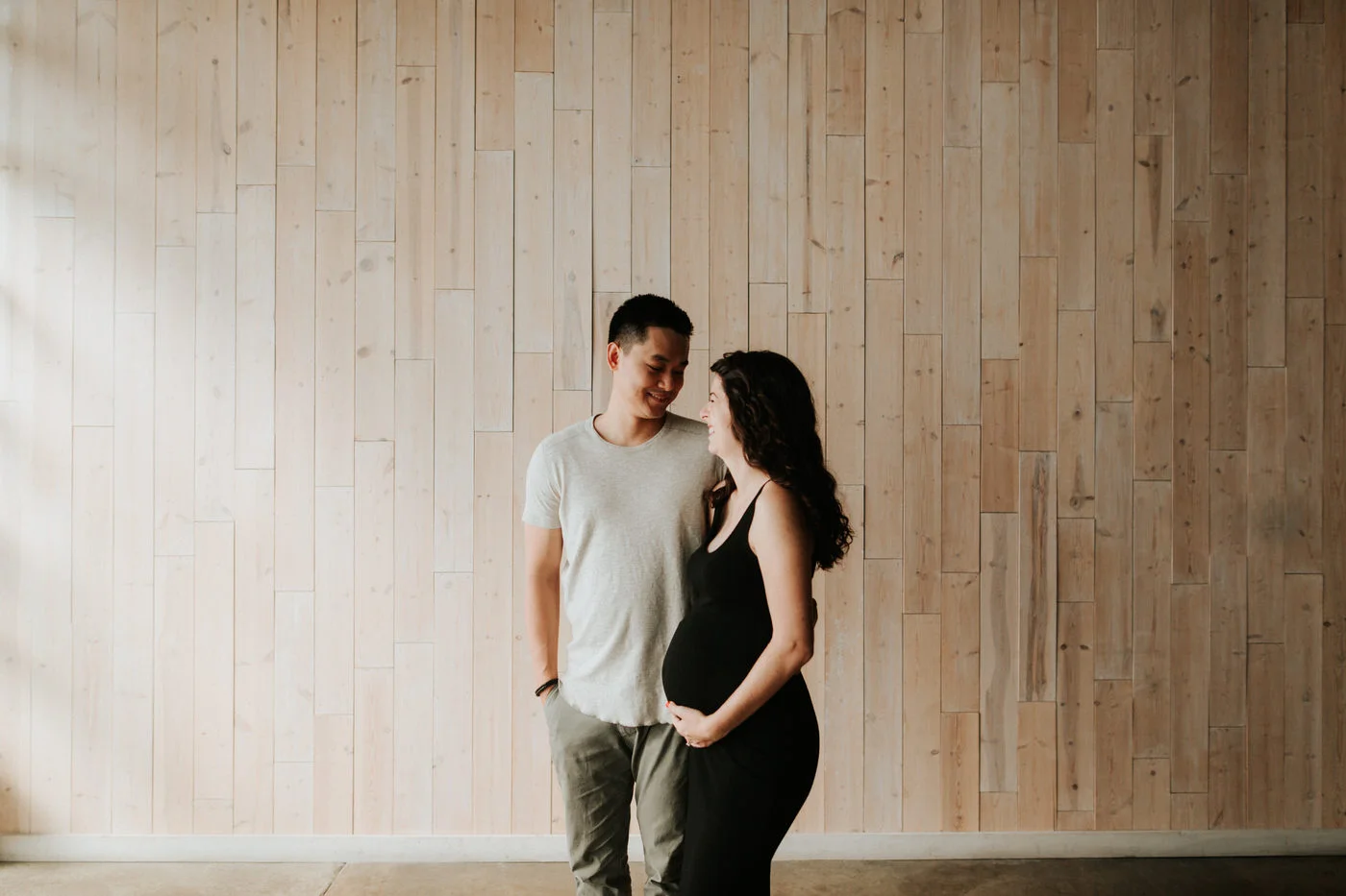 Austin couple maternity photo shoot