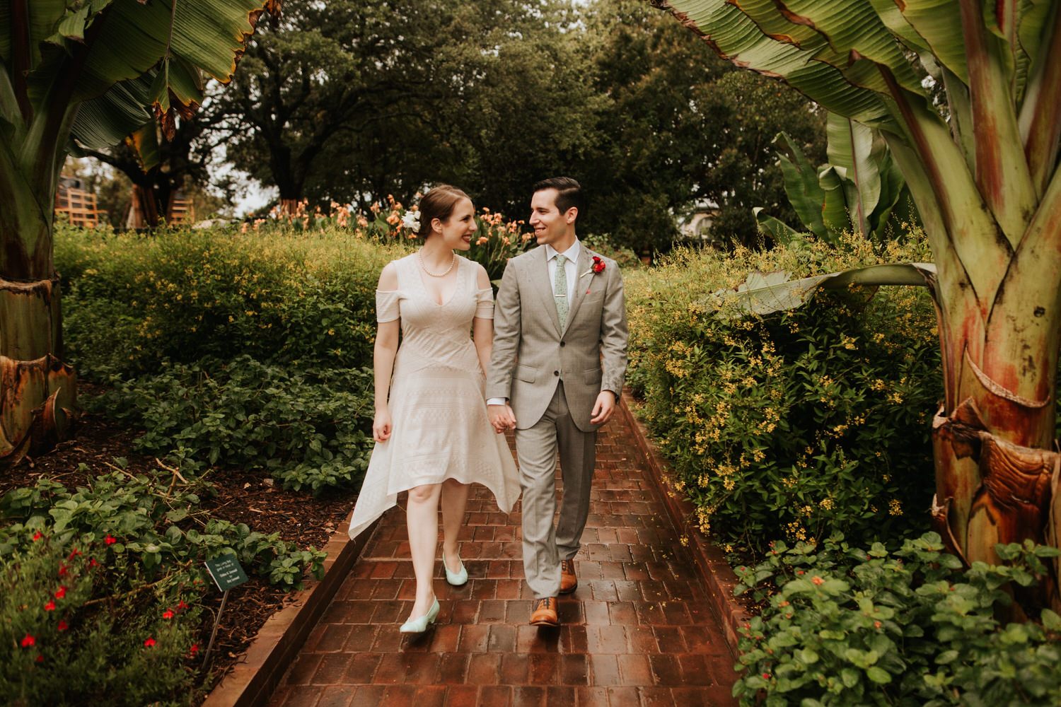 San Antonio Botanical Garden Wedding - Diana Ascarrunz Photography-377.jpg