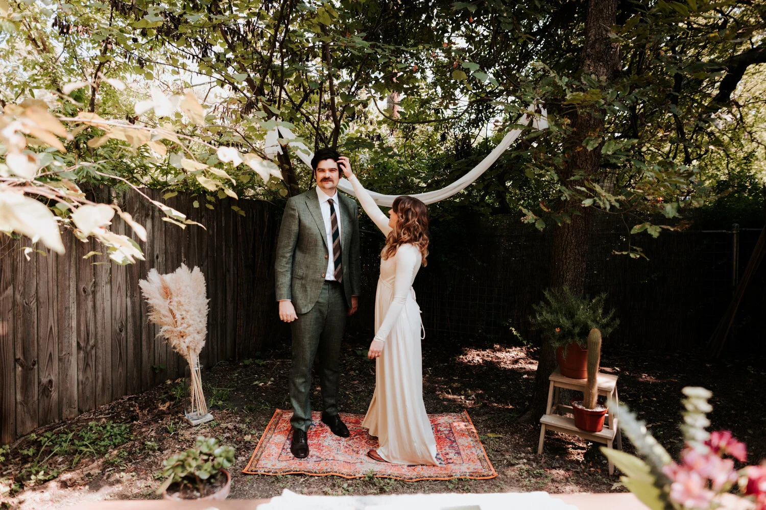 Austin wedding at home - Diana Ascarrunz Photography-29.jpg