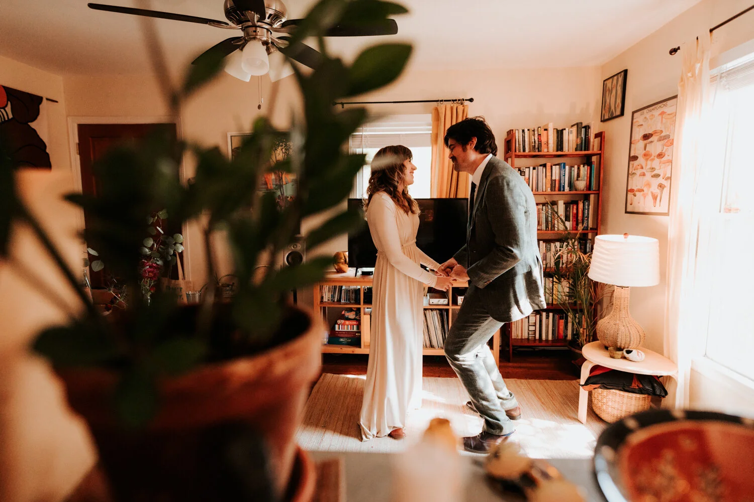 Austin wedding at home - Diana Ascarrunz Photography-283.jpg