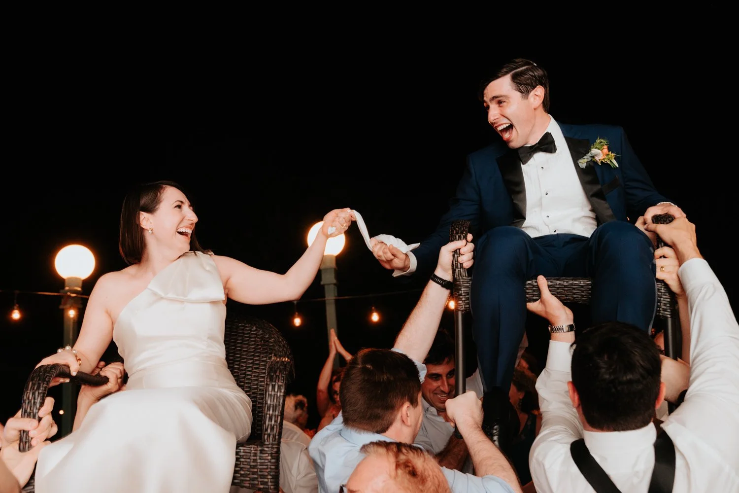 Laguna Gloria Jewish Wedding - Diana Ascarrunz Photography-123.jpg