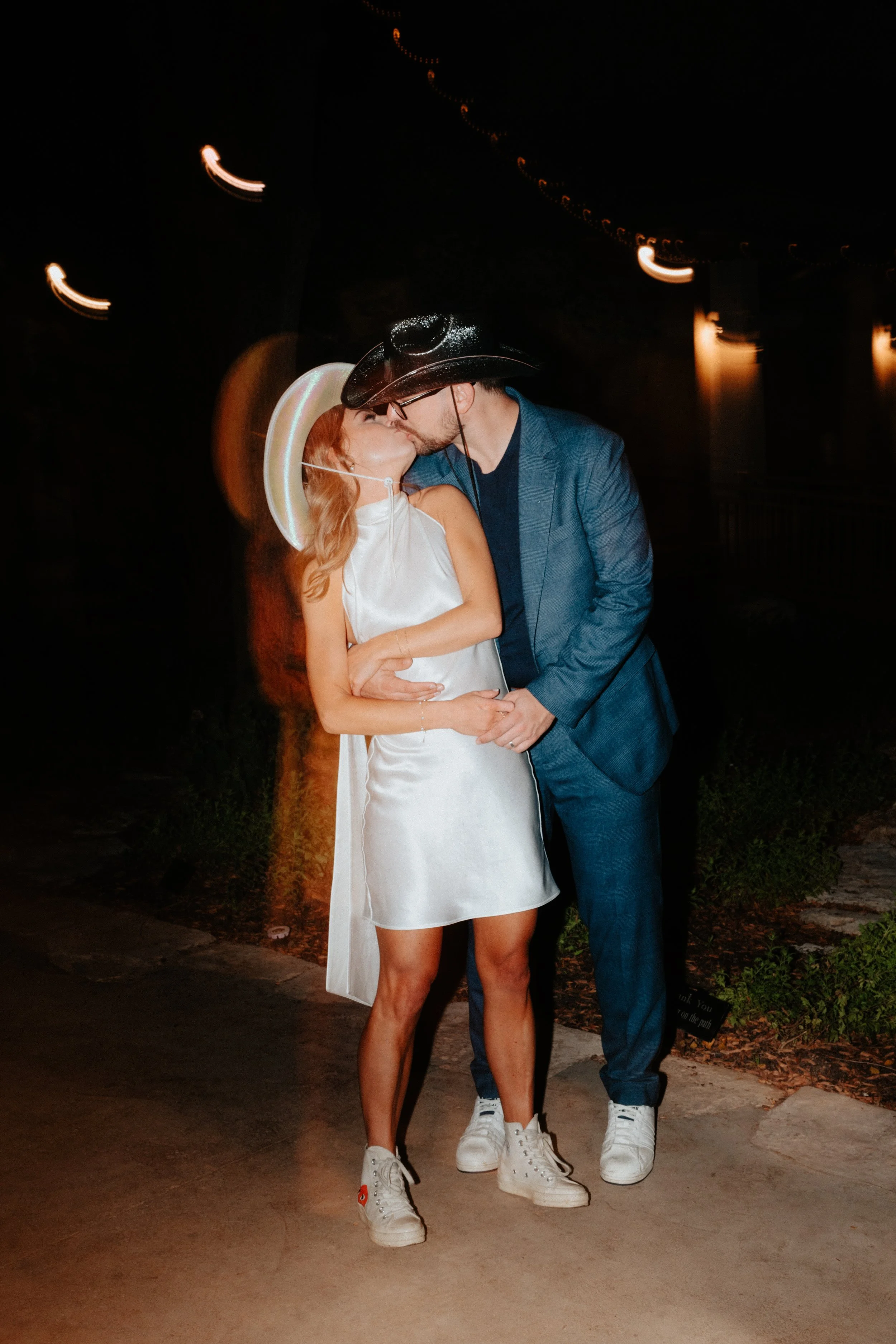 Lauren + Nate - Sneak Peeks-56.jpg