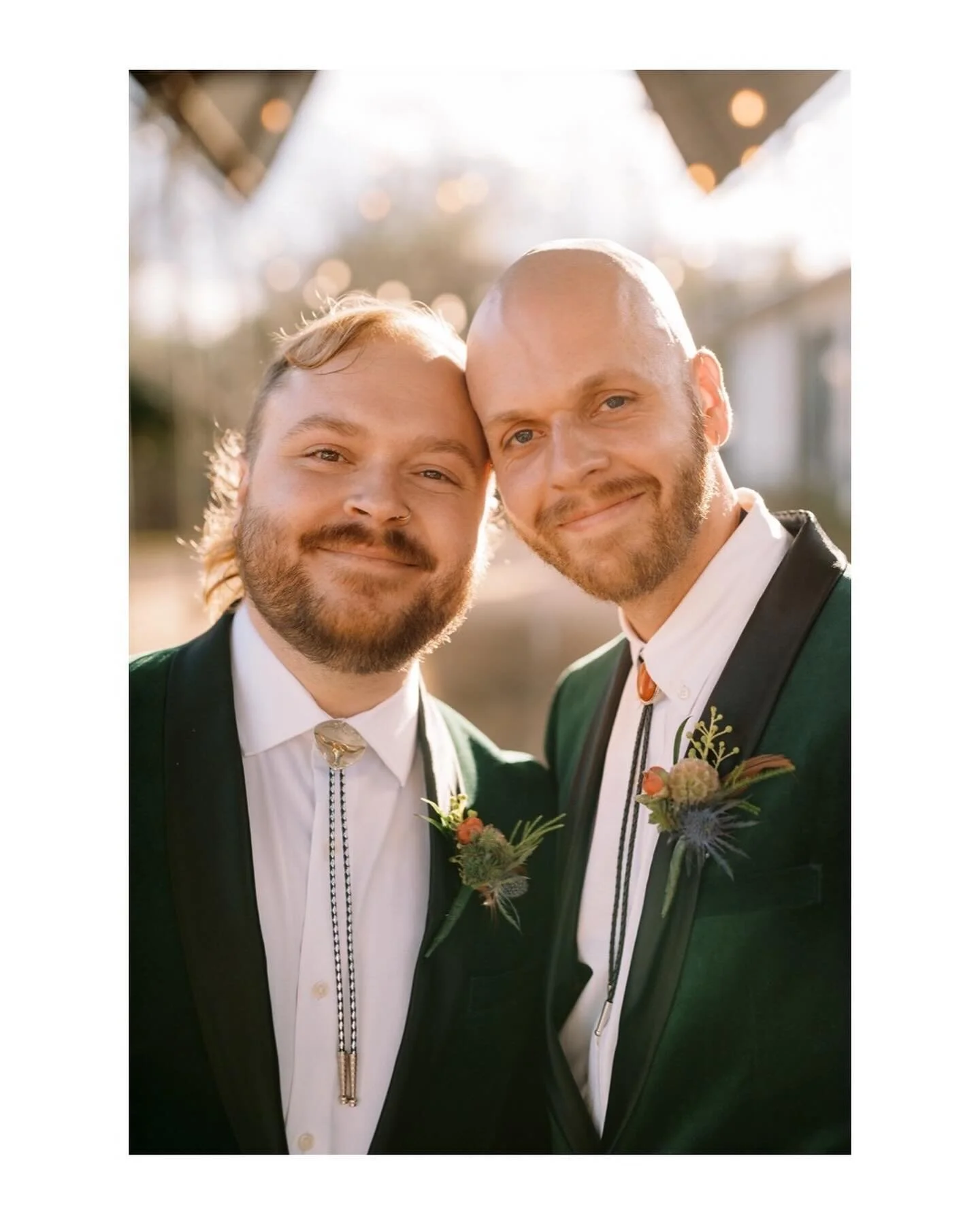 Brooks + Parker 🤠🪩 Cowboy Disco

Best of the best! Shout out to the wedding party who patiently waited as I sourced every hat in the venue for the last photo. 😄🧡

Photo: @dianascarrunz
Content: @foreverychapter
Venue: @springdalestation
Planner: 