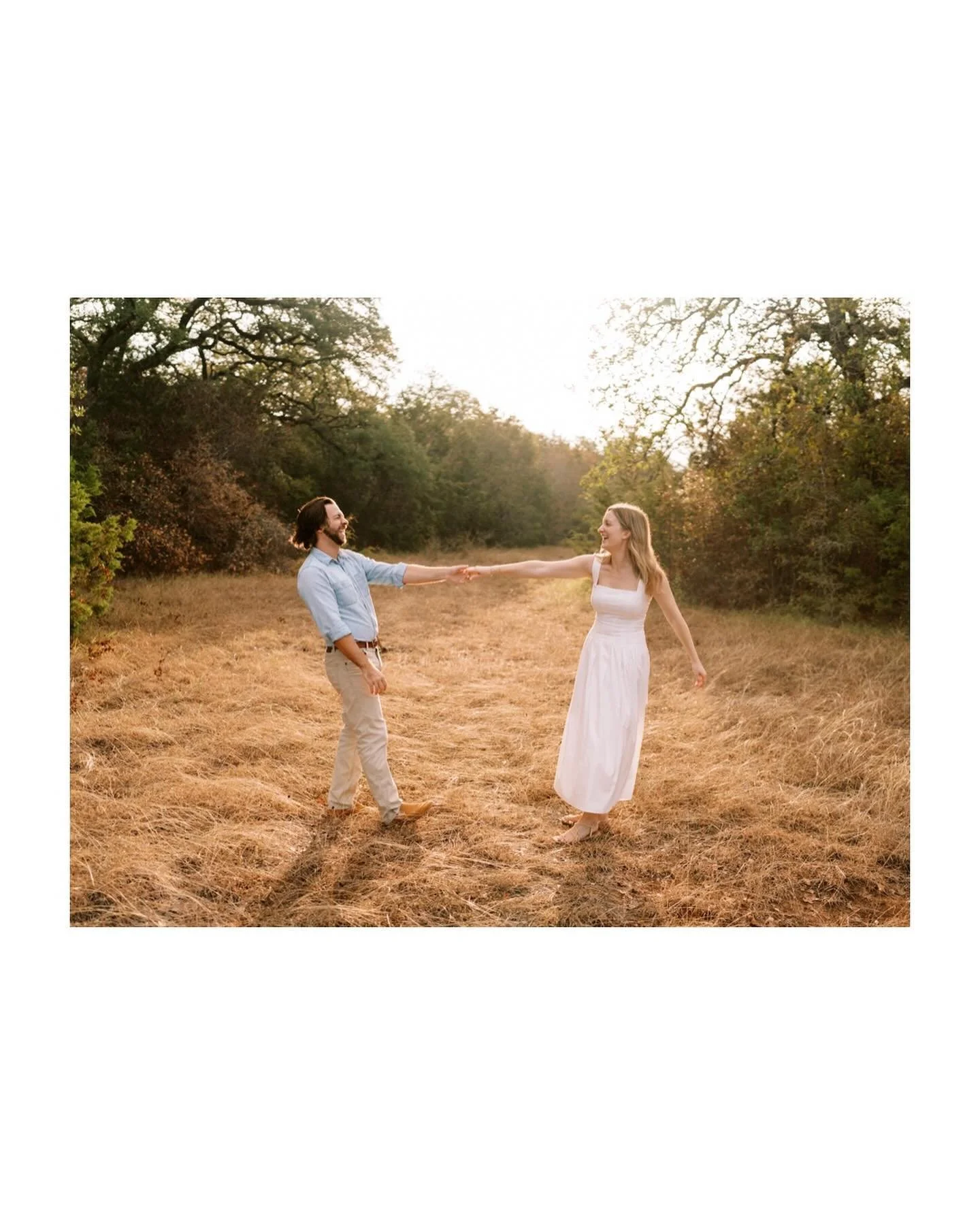 Emily + Zach 🌞 Today is the day!

#austinengagementphotographer #weddingday #austinweddingphotographer #filmweddingphotographer