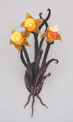 Fleury Daffodil Sconce