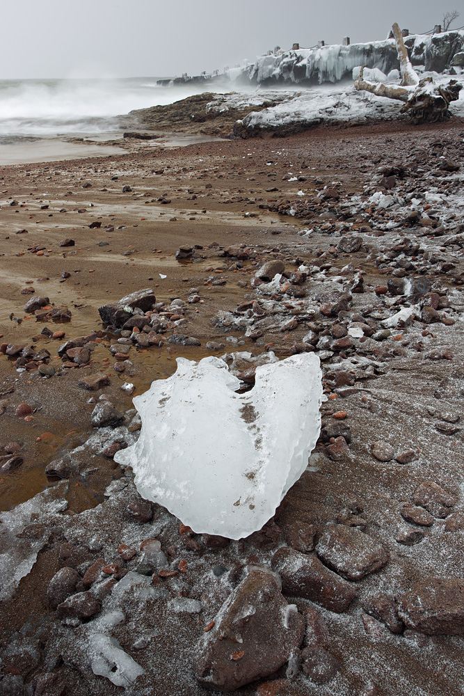 Ice Block on Lake Superior (-7 ℉)
