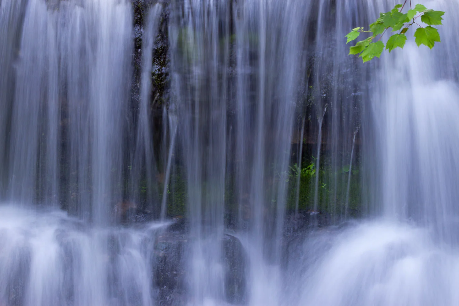 Showering in Wagner Falls - Munising, MI Canon 7D + Tokina 12-24mm ATX II