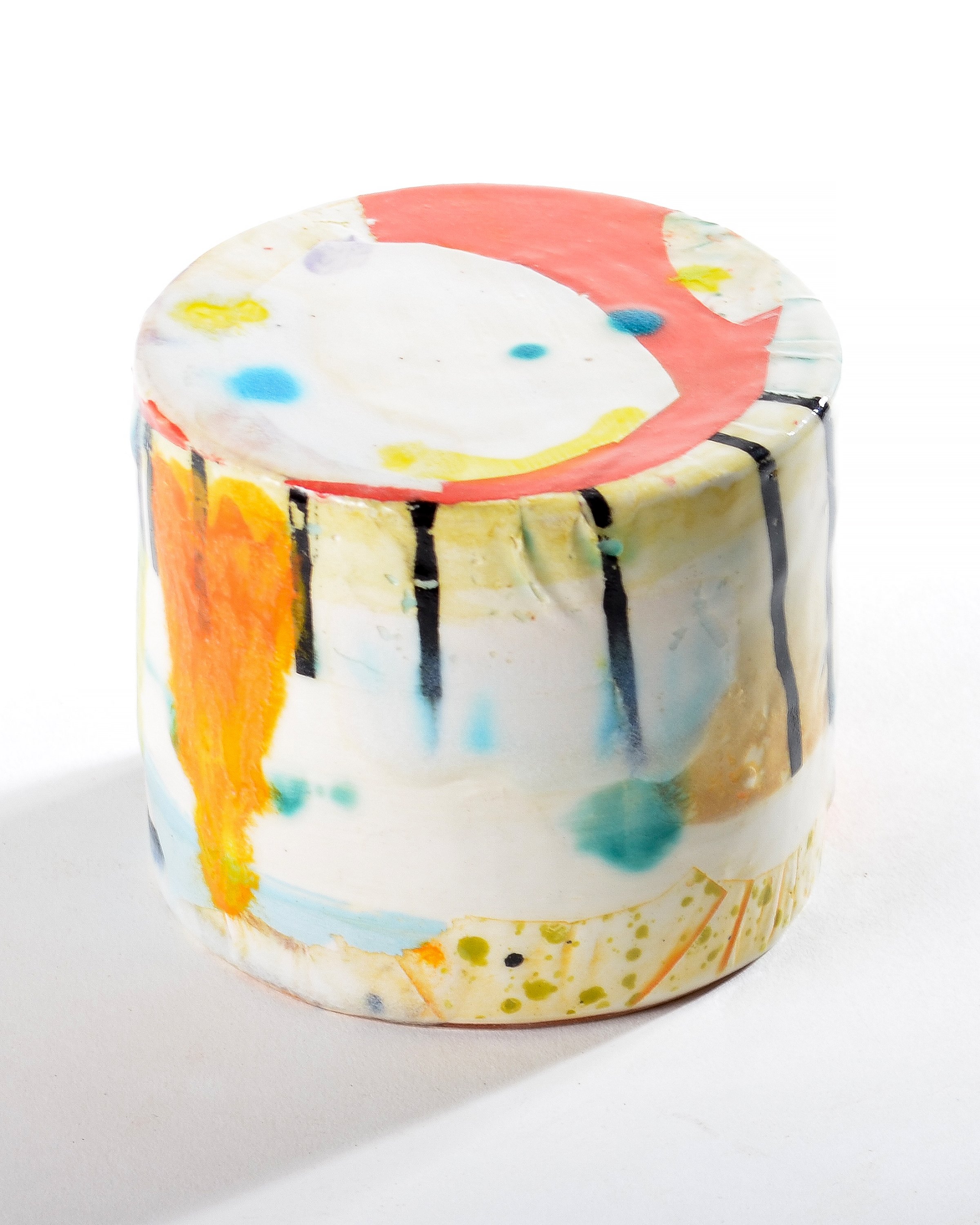 Enclosed Cylinder 26.11_3.25"hx3.75"wx3.75"d_02.jpg