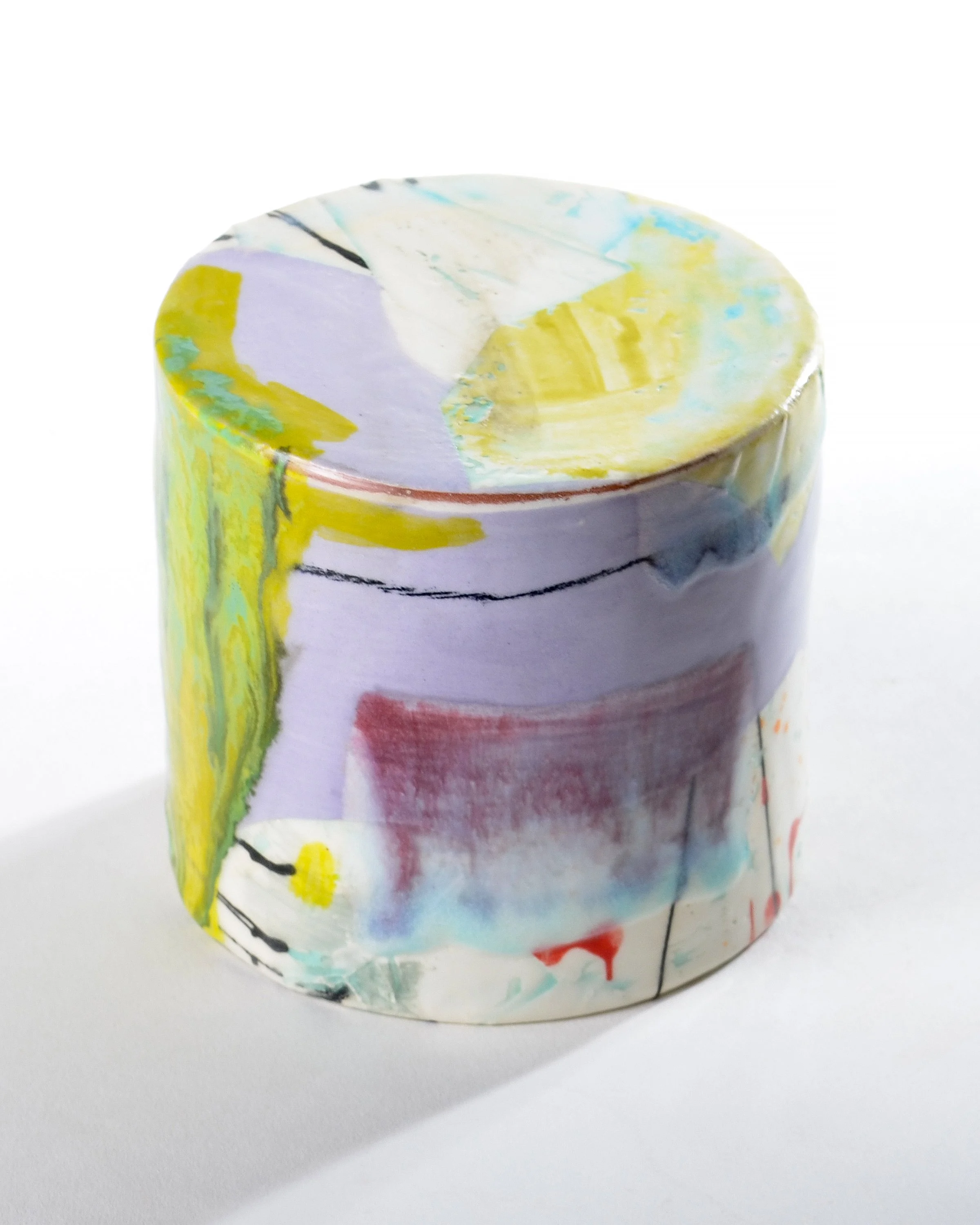 Enclosed Cylinder 26.06_3.5"hx3.75"wx3.75"d_03.jpg
