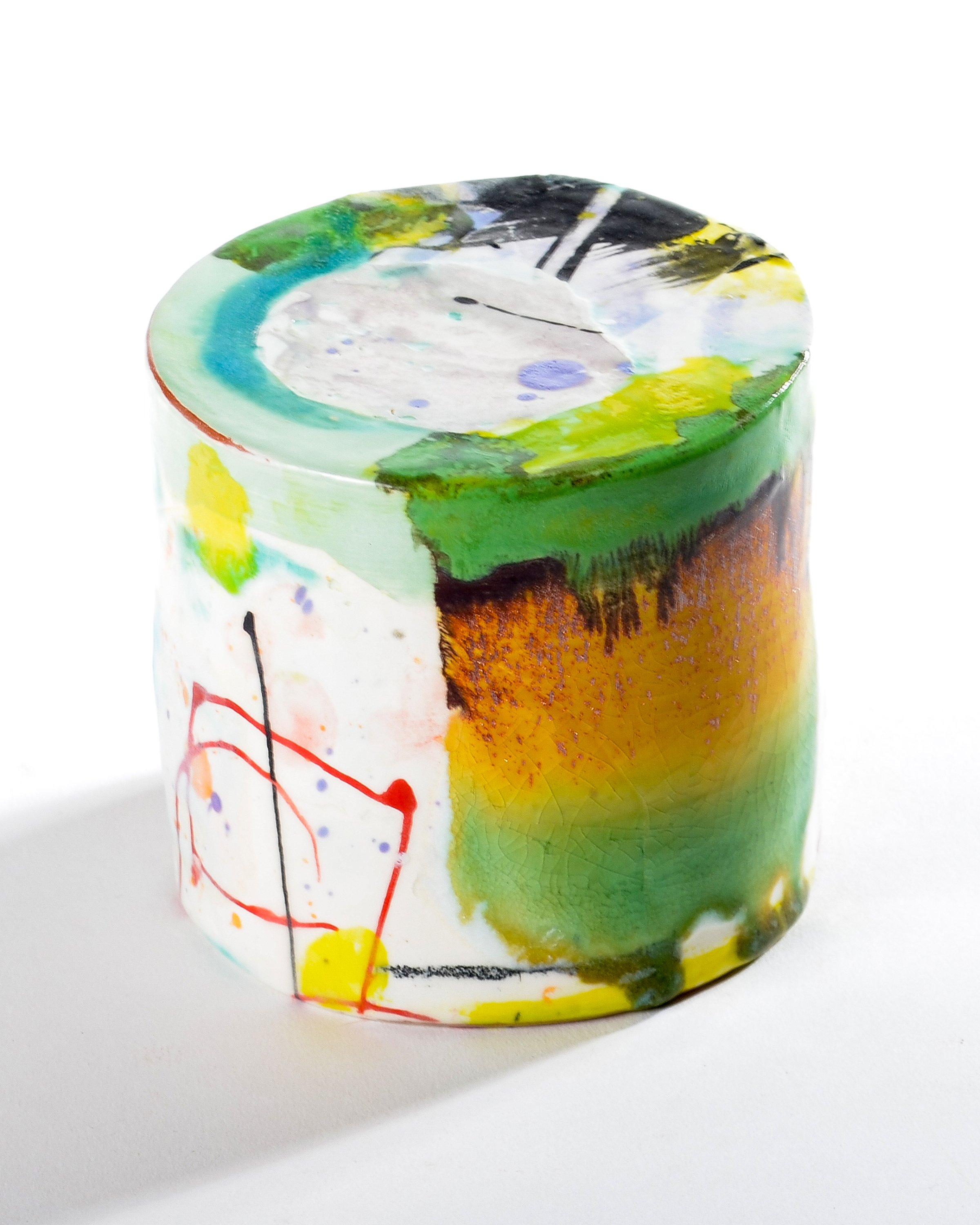Enclosed Cylinder 26.05_3.5"hx3.75"wx3.75"d_01.jpg