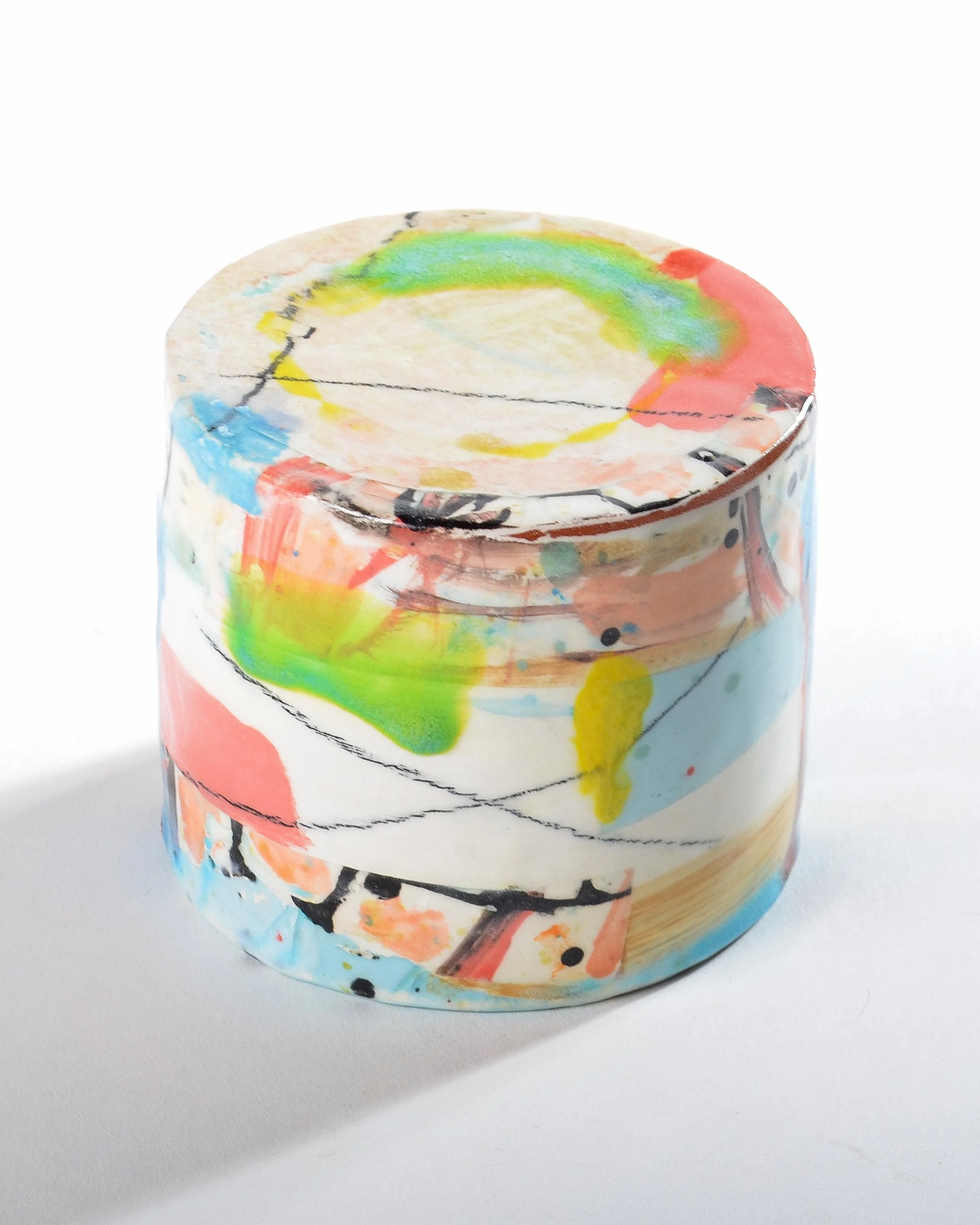 Enclosed Cylinder 26.02_3.25"hx3.75"wx3.75"d_01.jpg