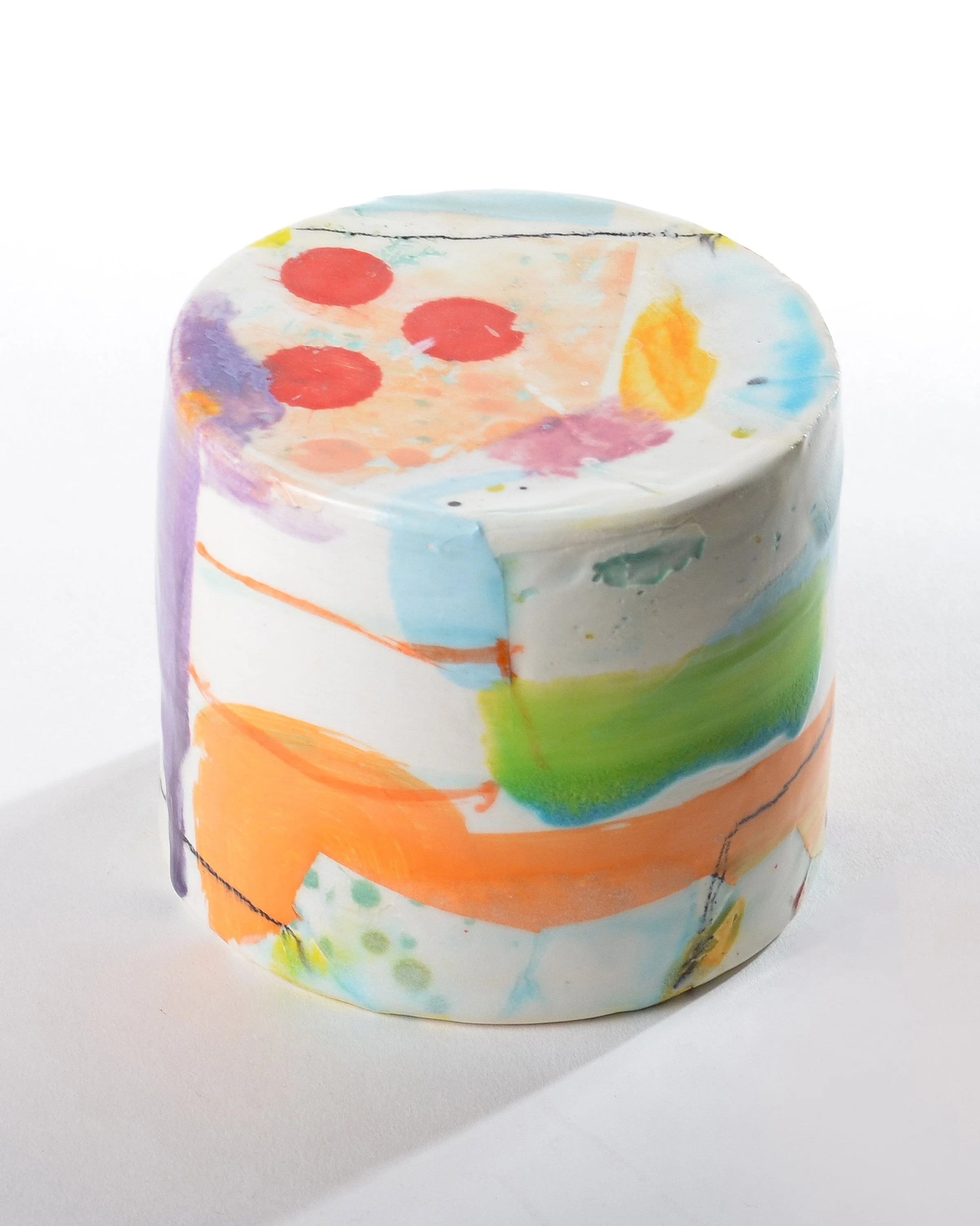 Enclosed Cylinder 26.01_3.25"hx3.25"wx3.25"d_02.jpg