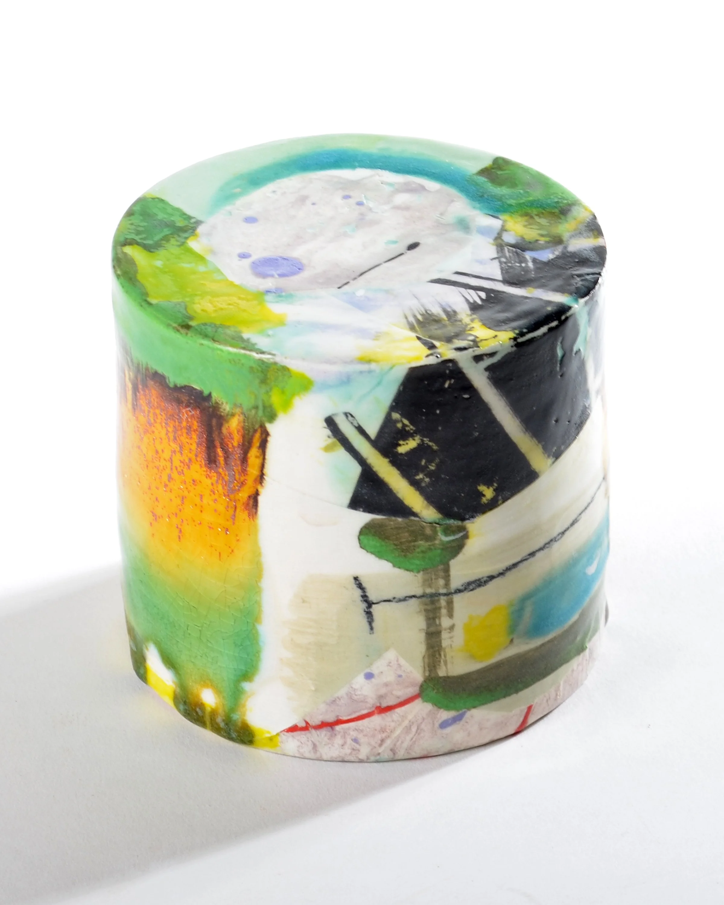 Enclosed Cylinder 26.05_3.5"hx3.75"wx3.75"d_02.jpg