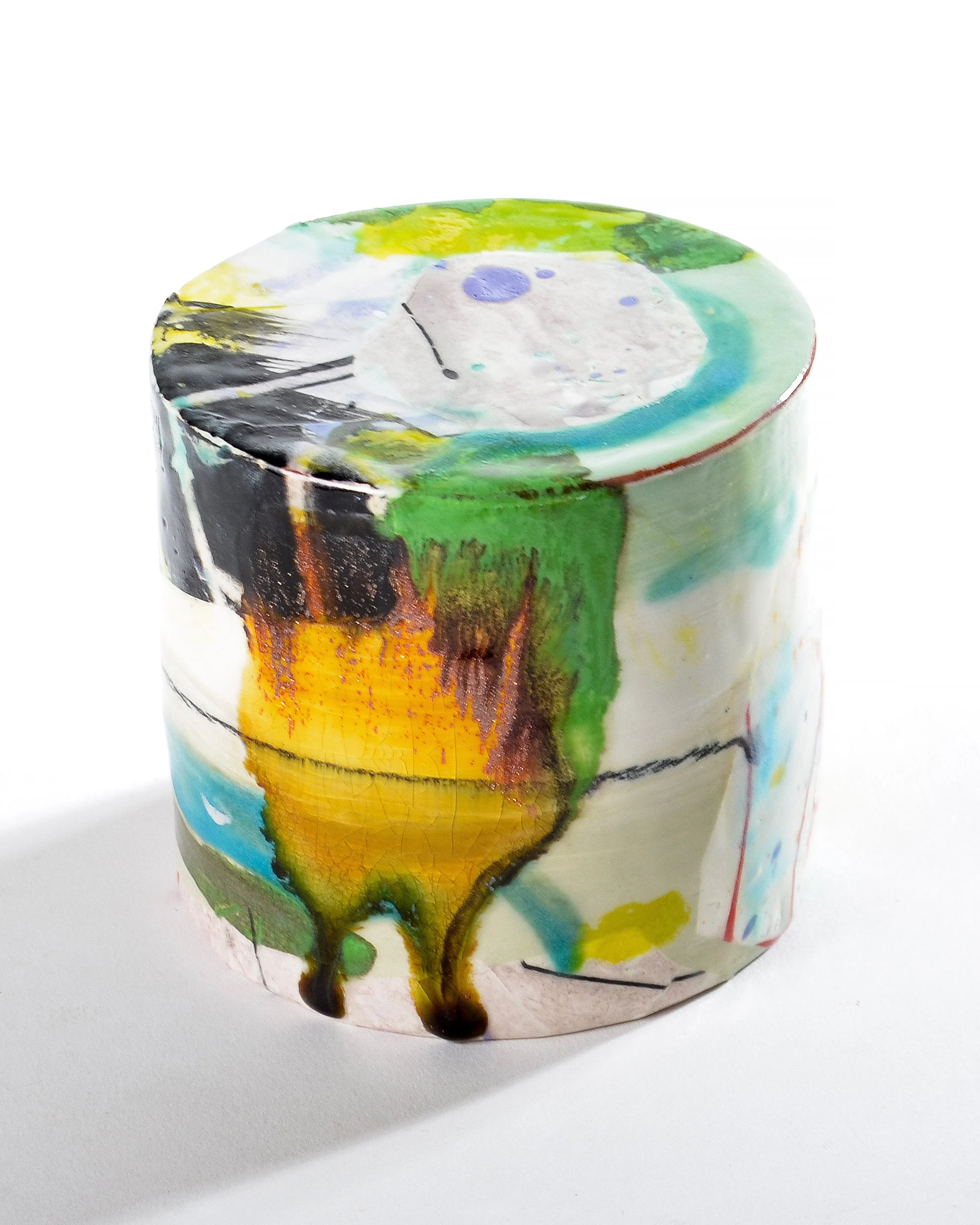 Enclosed Cylinder 26.05_3.5"hx3.75"wx3.75"d_03.jpg