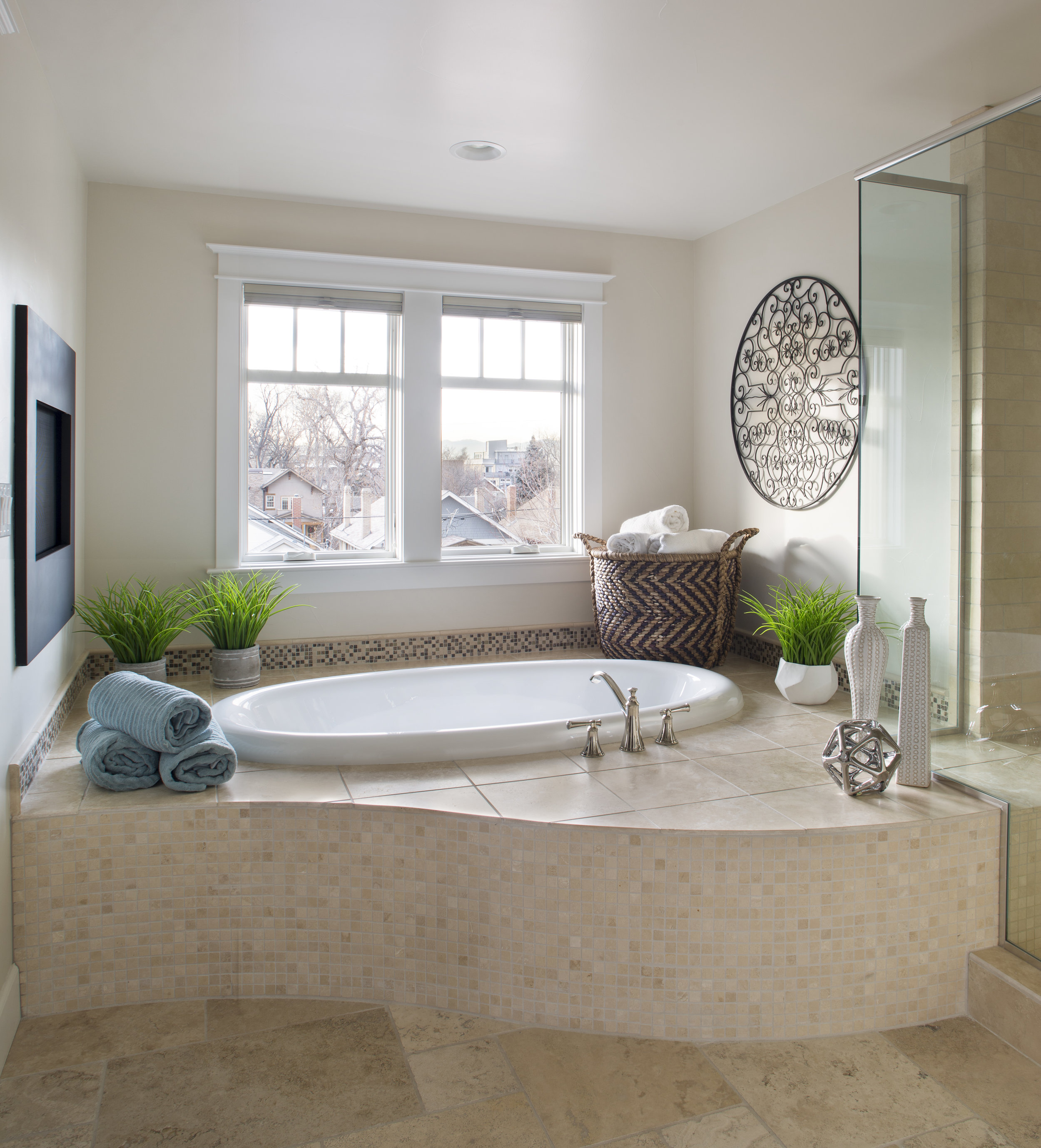 Master Tub