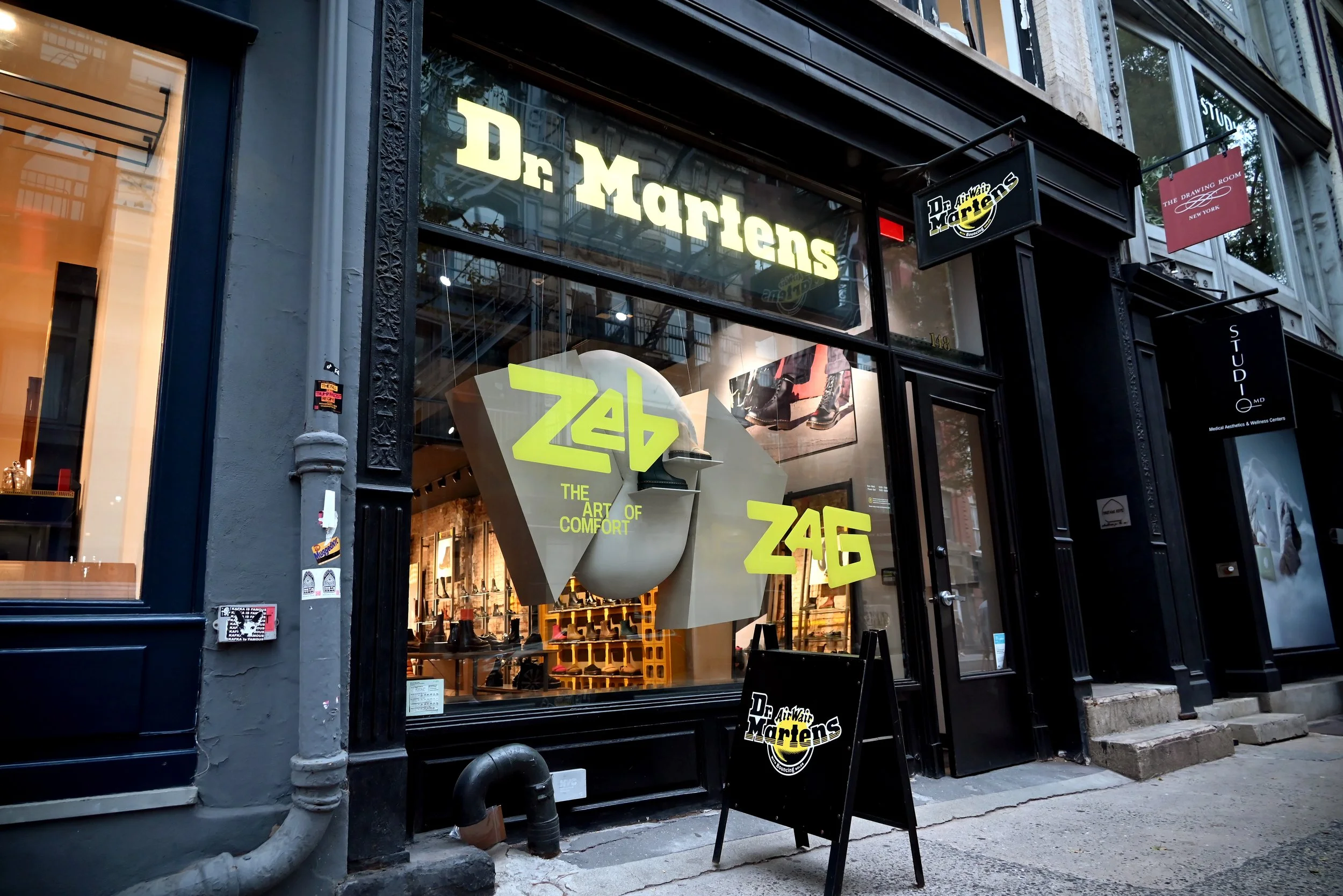 862266_Dr. Martens_Zeb Zag Window Displays_2025_8901.jpg
