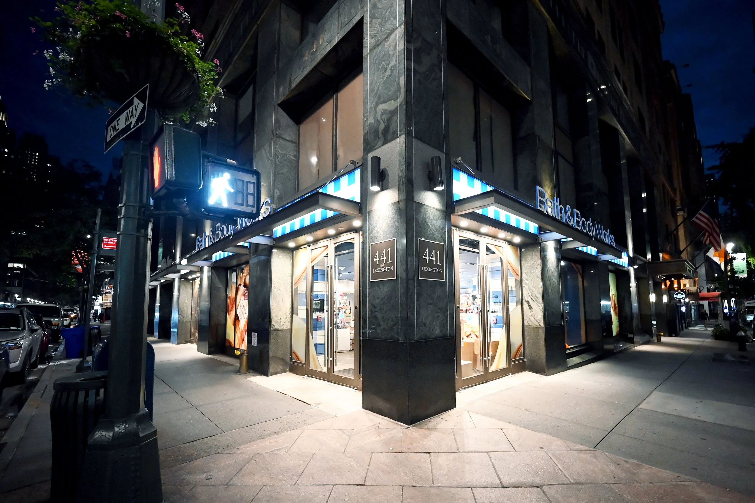 865134 Fall 3 Lex Ave Print and Install_9038.JPG