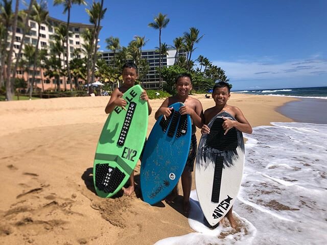 Super stoked on today&rsquo;s crew. Micah, Gavin and Aaron were killing it for their first time Skimboarding on a sloped beach with waves....🌊🏄🏿😎 Summer sessions in full swing and we are running some major kamaaina / covid19 discounts for all loc