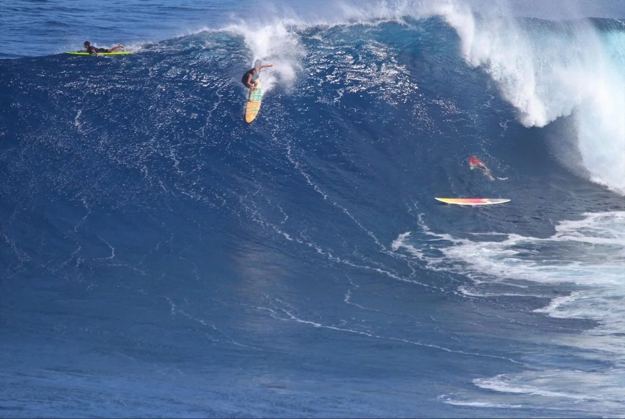 Ready to paddle into some more bombs this winter🌊
@sos_shapes  @futuresfins @ruettclothing @letsparty.letsparty @victoriaskimboards