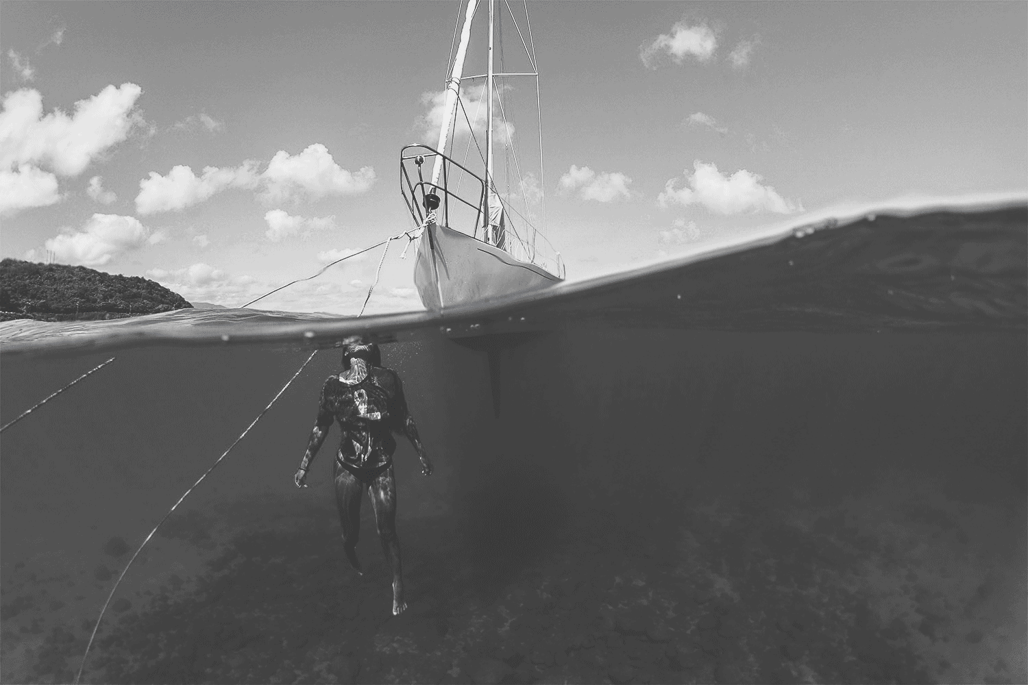 anchor - anchored - underwater - hawaii