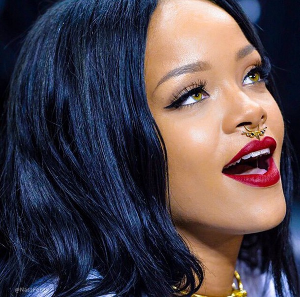 a4pves-l-610x610-jewels-rihanna-septum+piercing.jpg