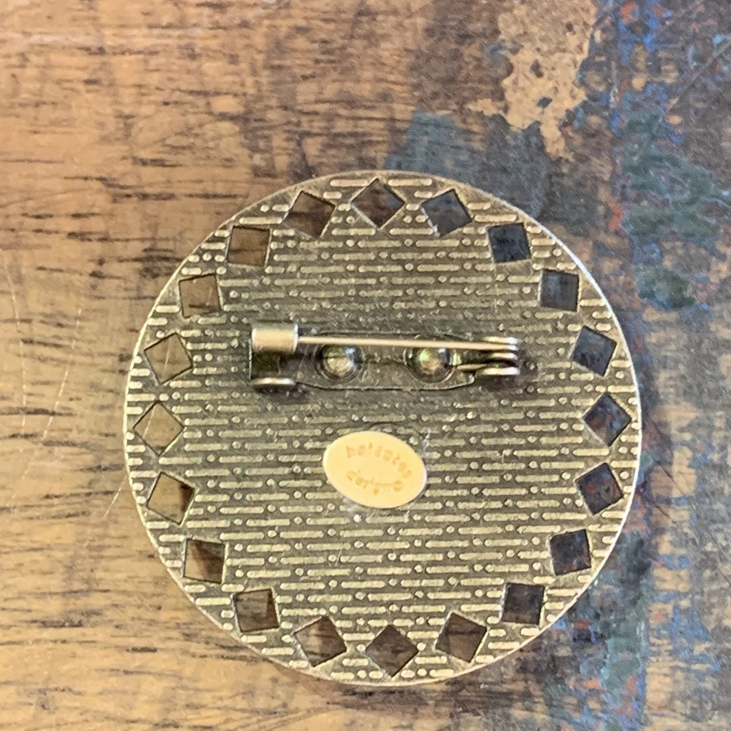 BrassBroochBackCircleDiamond.jpg