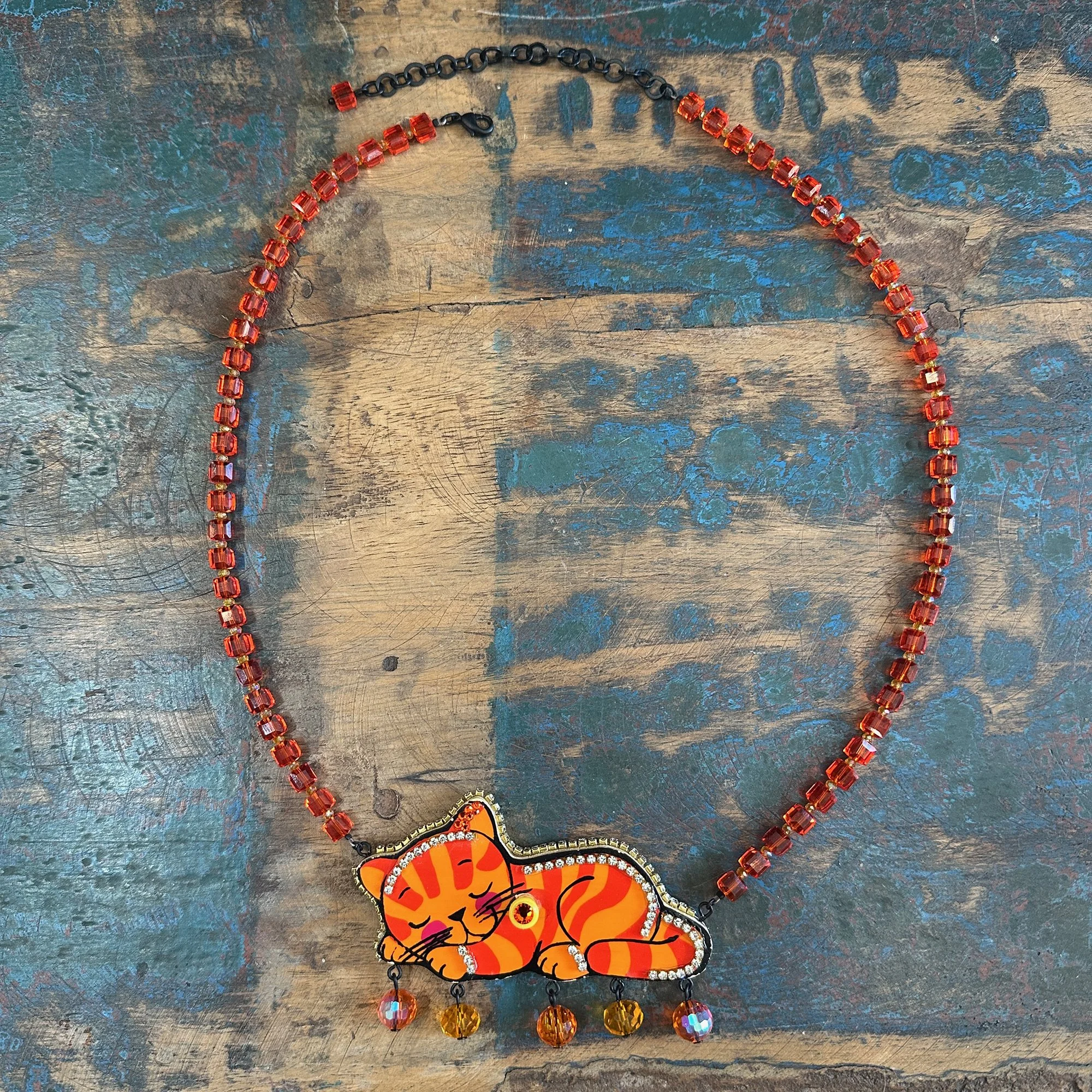 Sleeping Cat Puzzle Necklace