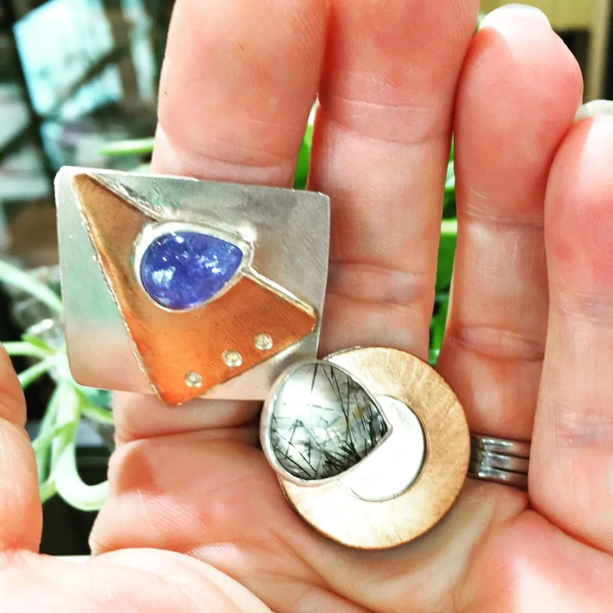 A3691C45-82BE-420C-8522-1D7A5B1AAD84