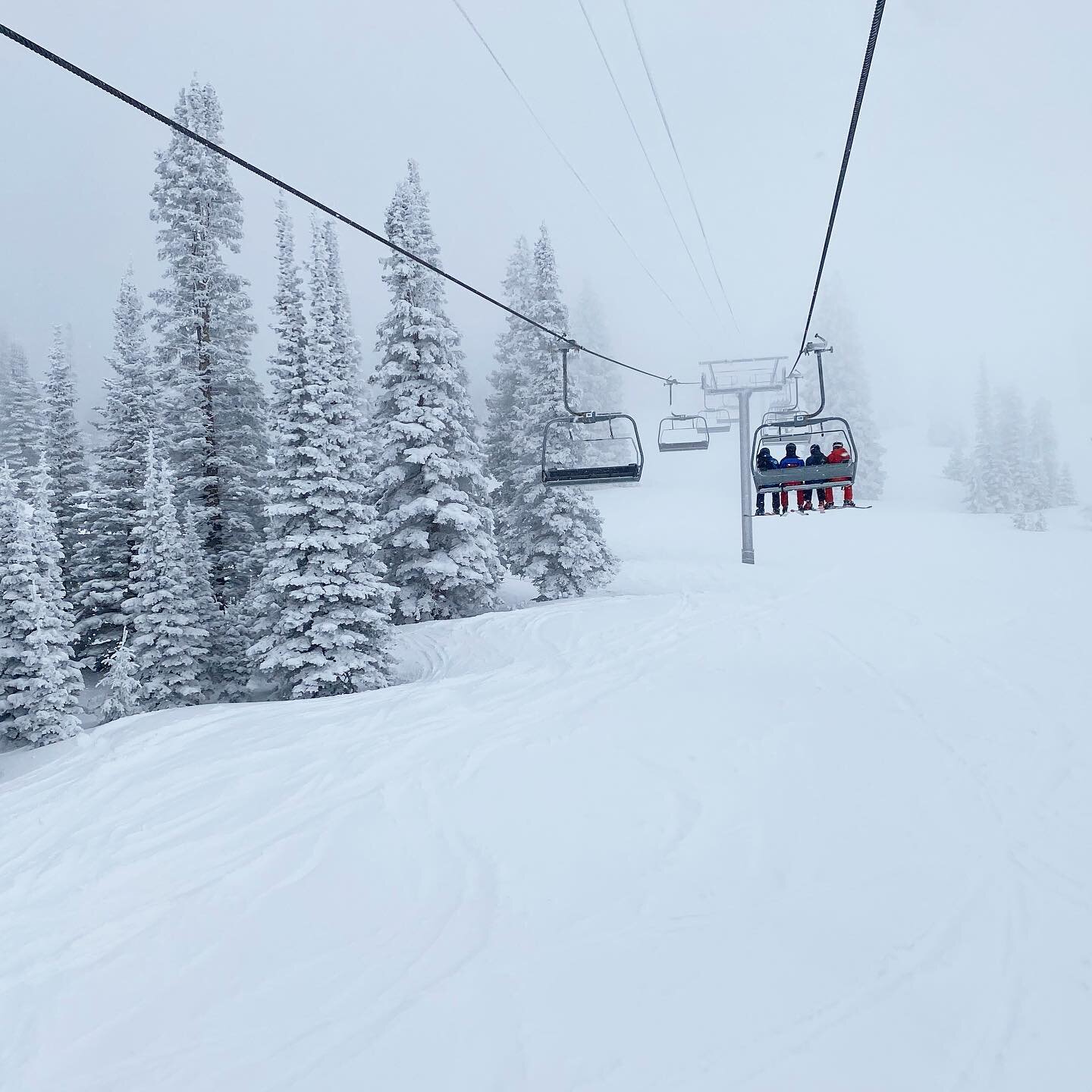 my last day on the hill at @steamboatresort this season&hellip; counting down to next winter! 🎿⛷️#steamboatsprings #colorado