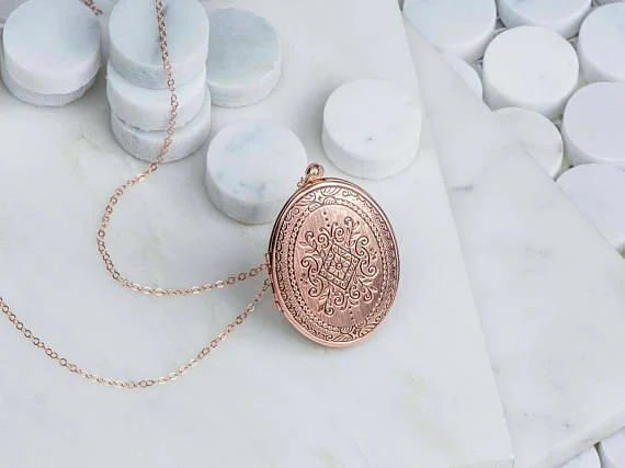 FreshyFig - Rose Gold Locket