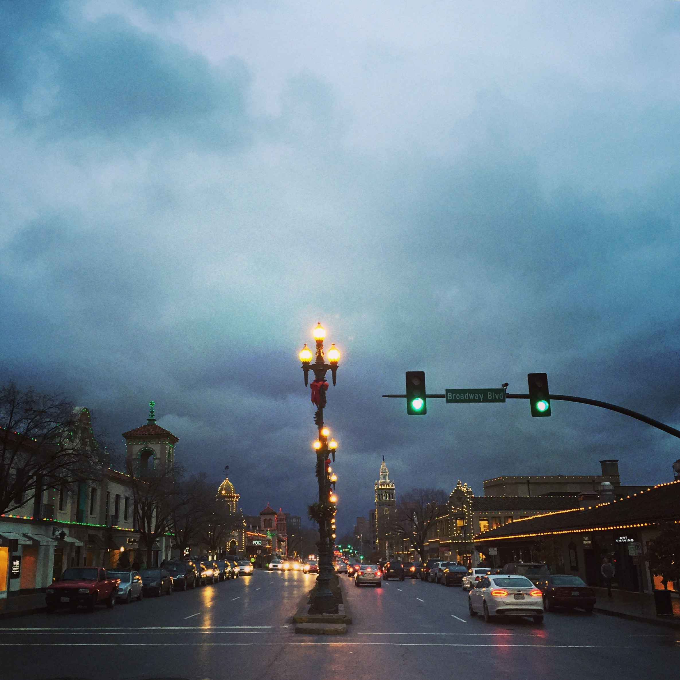 Moody Plaza Holiday