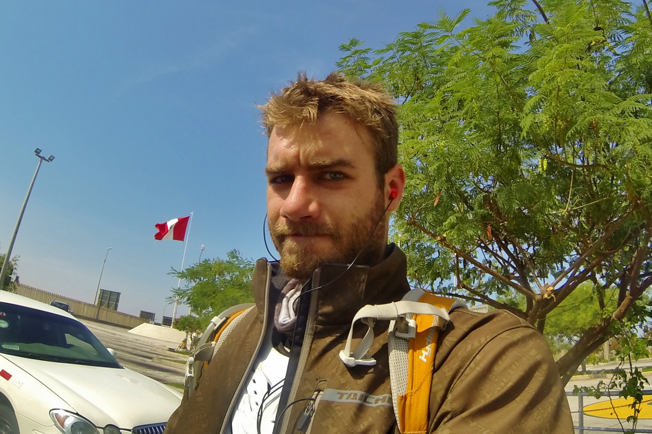 Back at the border, not much more confident after visiting the Peruvian consolate