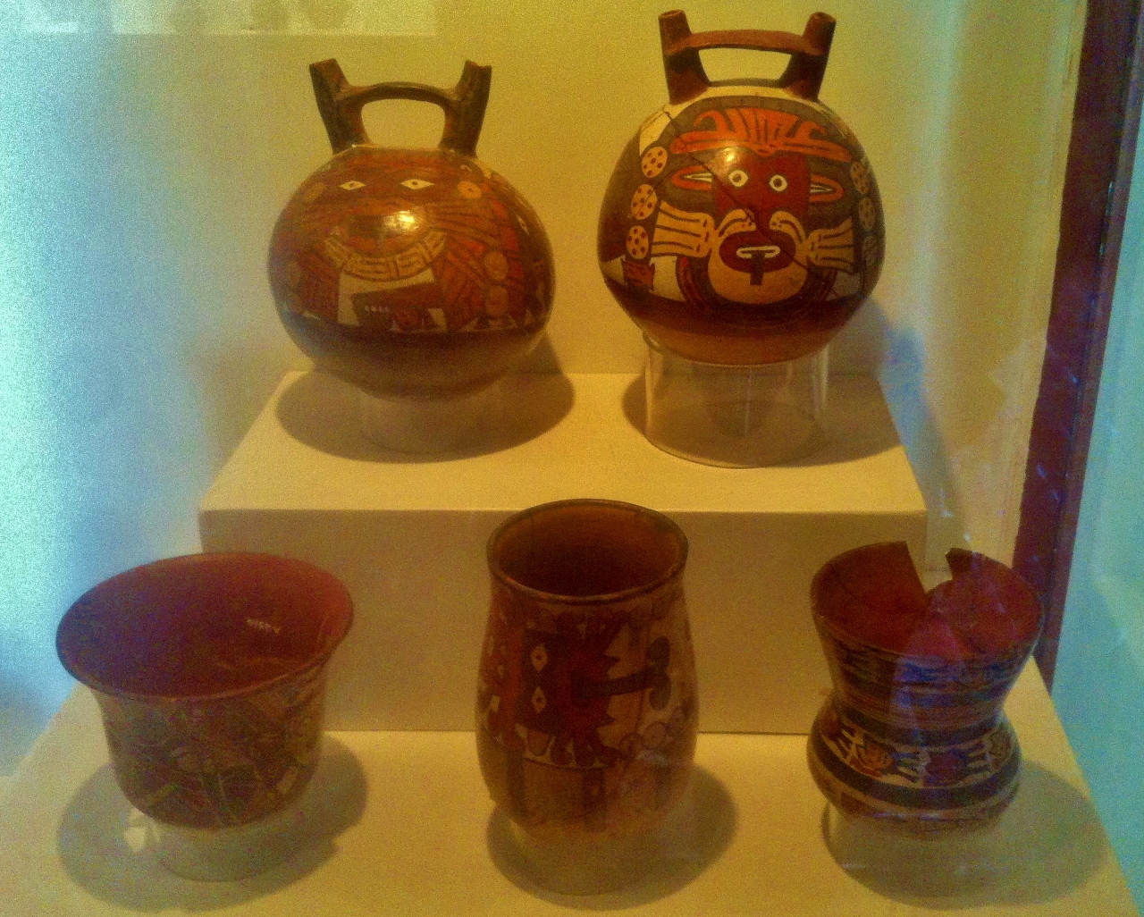 Pottery from nearly every human civilization in Perú's recorded human history