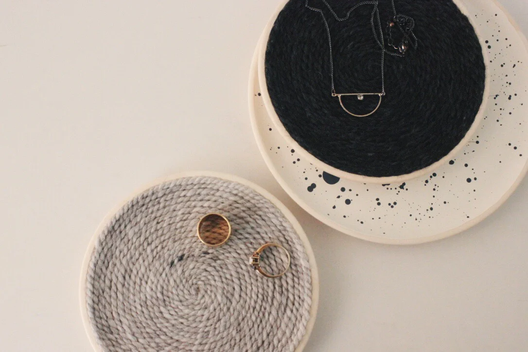 alpaca wood tray the vintage vogue2.JPG