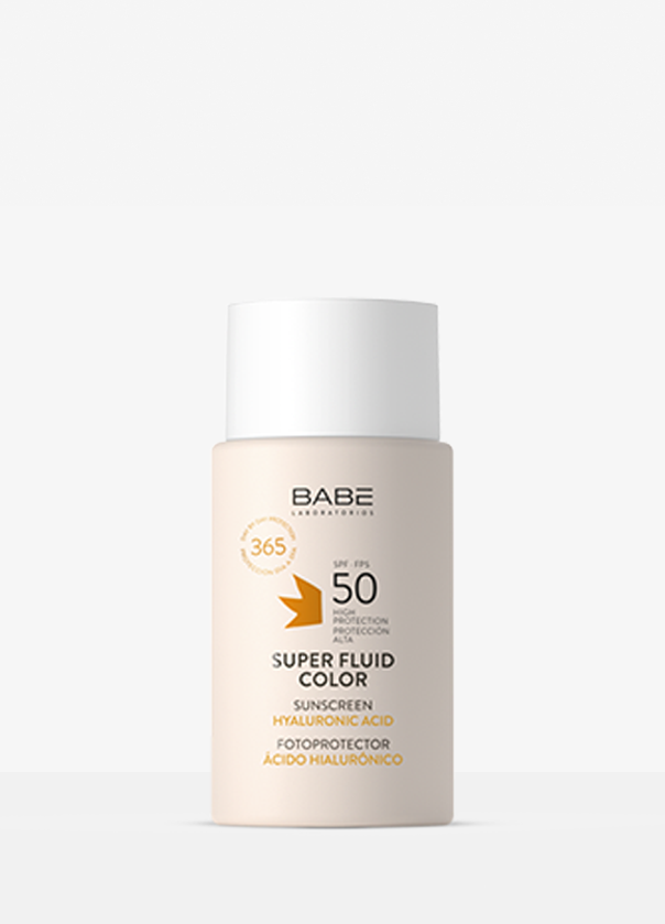 Fotoprotector Super Fluido Color SPF 50