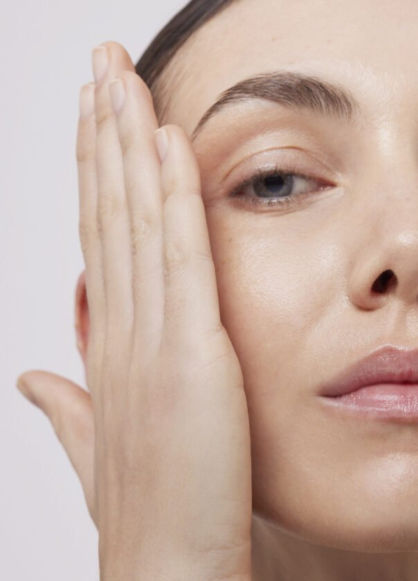 BABE_Depigment_Lotion-Glow_Face-604x839.jpg