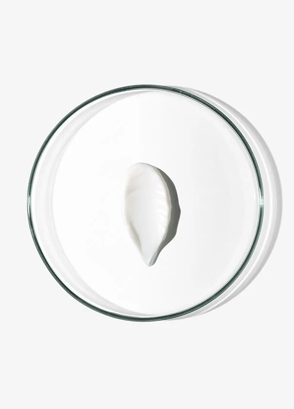 placa-petri-Crema-Emoliente-Pediatrica-2b-1-604x839.jpg