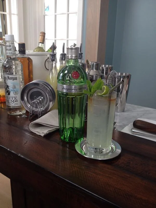 Tanquery Ten cocktail.jpg