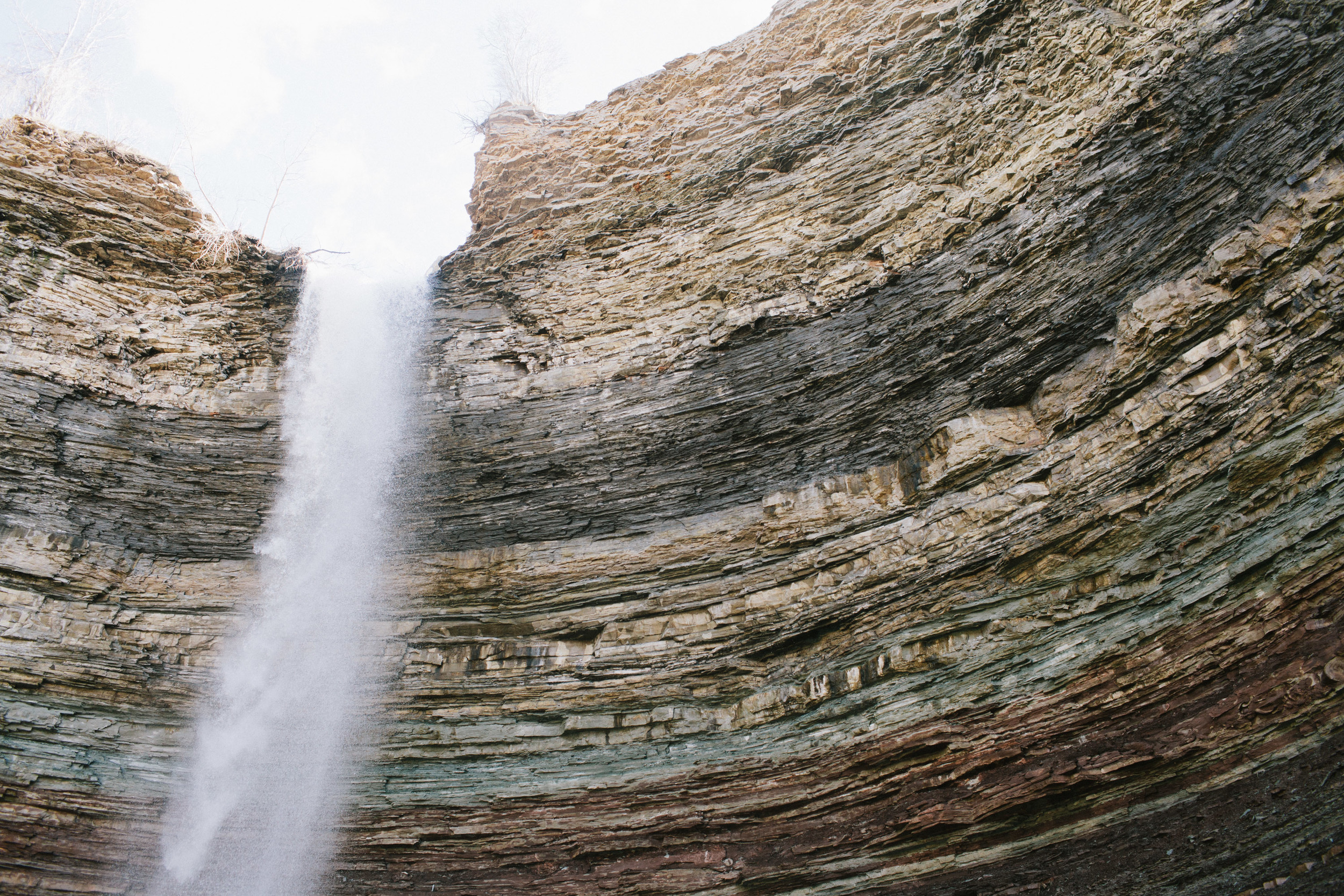 Devils-punch-bowl-engagement-session-michael-rousseau-photography-hamilton-wedding-photographer-cara-jason-engagement025.jpg