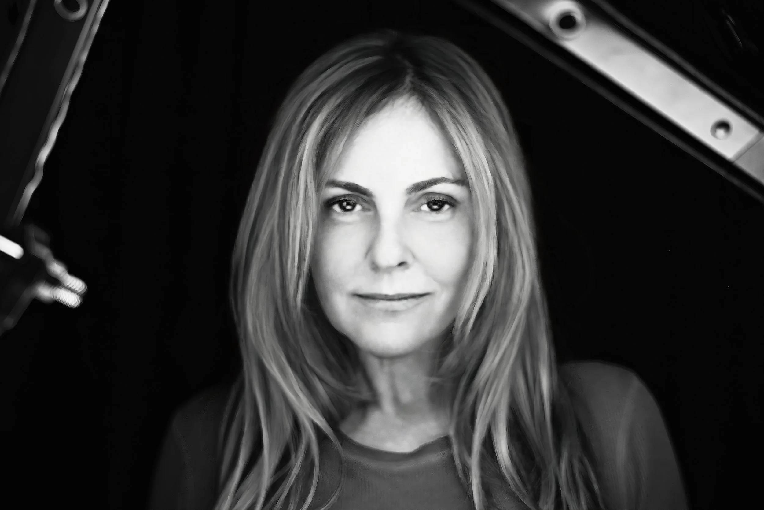 Corrie Bild Headshot-2.jpg