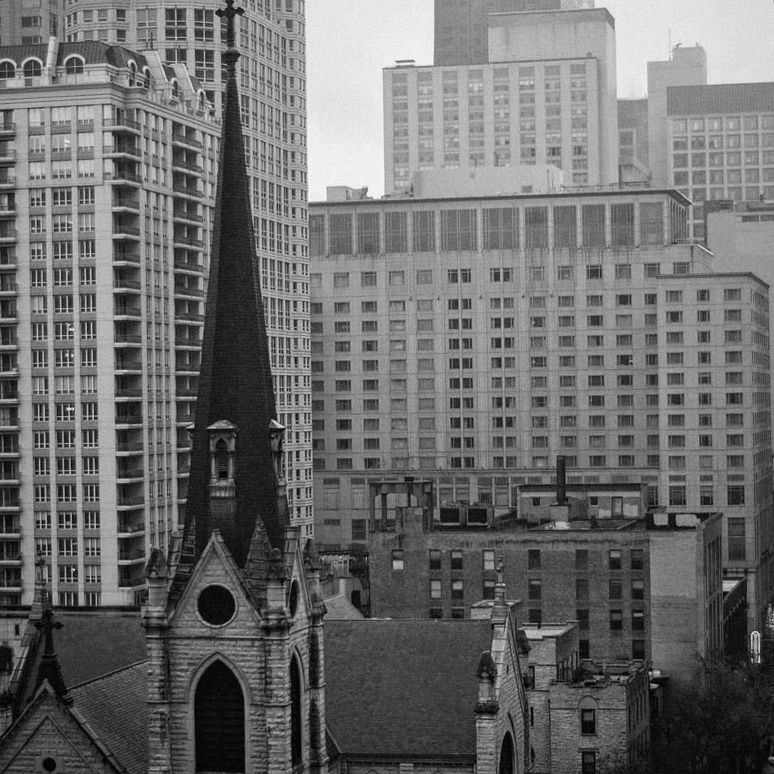 Steeples
Fuji XT-4
35 mm 2.8

#photography #fujixt4 #fujifilmus #vintagelens #igphoto #kokayi  #artlife  #streetphotography #artcollectors #artists #shottah #digitalphotography #edits #patterns #nature #nurture #fstop #fstoppers #gradients #lighting 