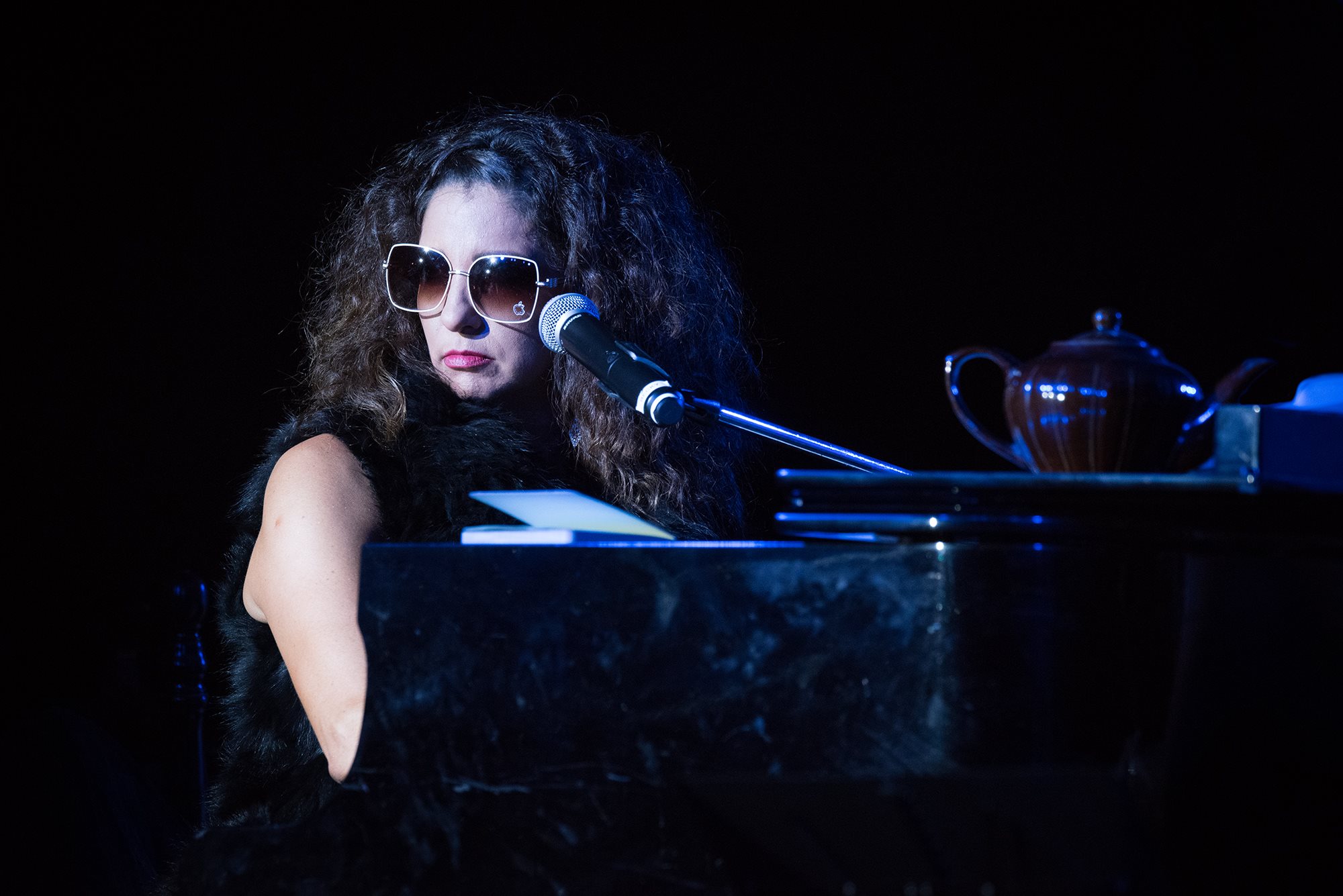 Piano Chick Does Brit Chix for the 2016 Adelaide Fringe. Photo credit to Beth Baisch