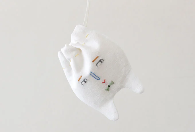 ©eviebarrow_toothpouch_01.jpg