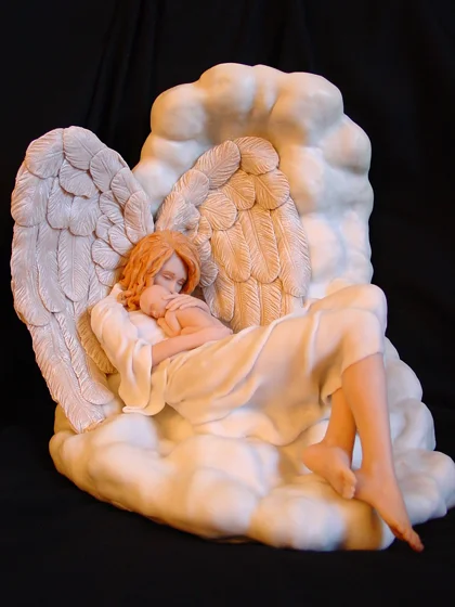 e_angel_with_baby_in_cloud.jpg