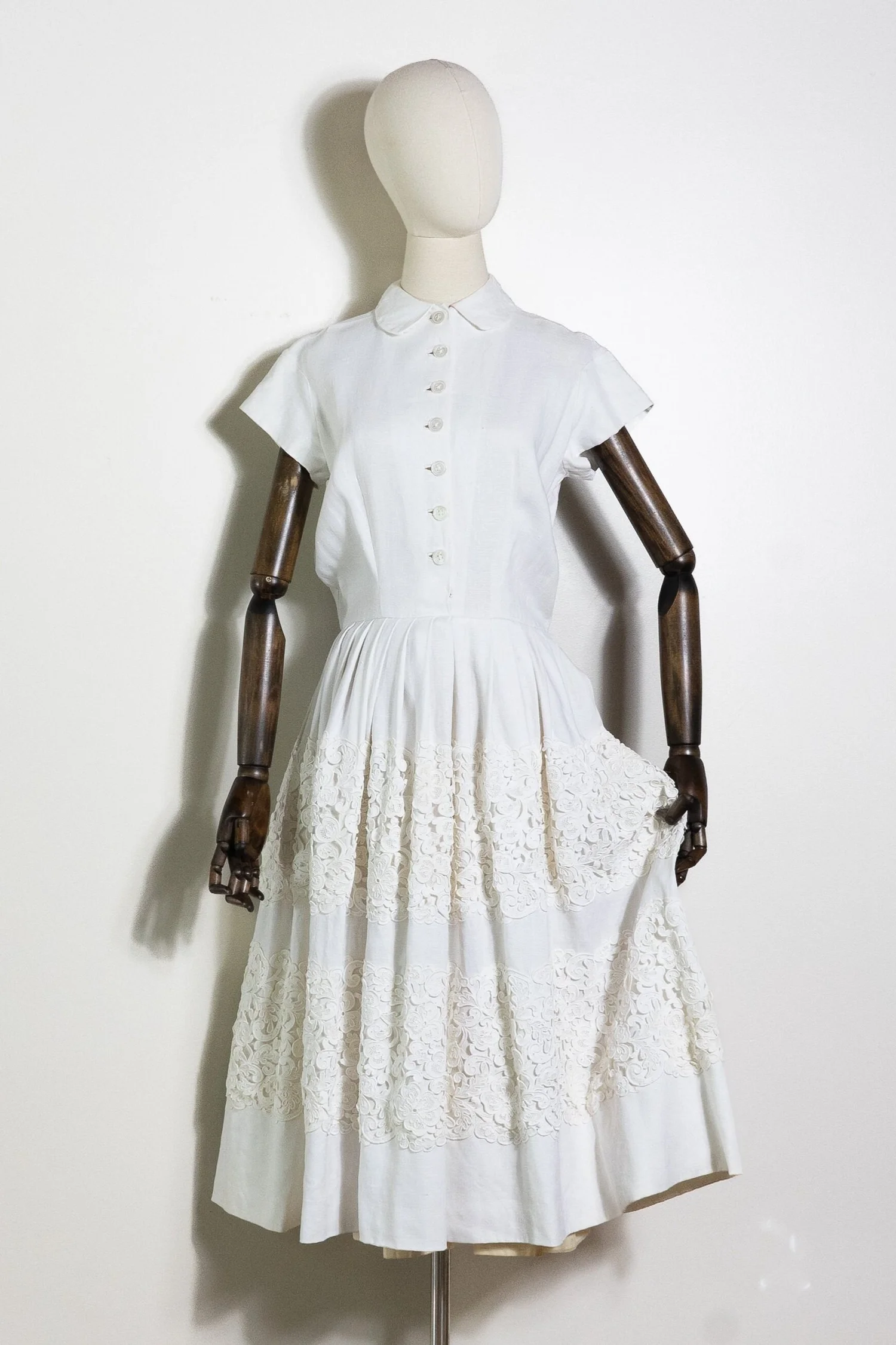 vintage 1950s Traina-Norell linen dress Inherited vintage 1950s Traina-Norell linen dress Inherited