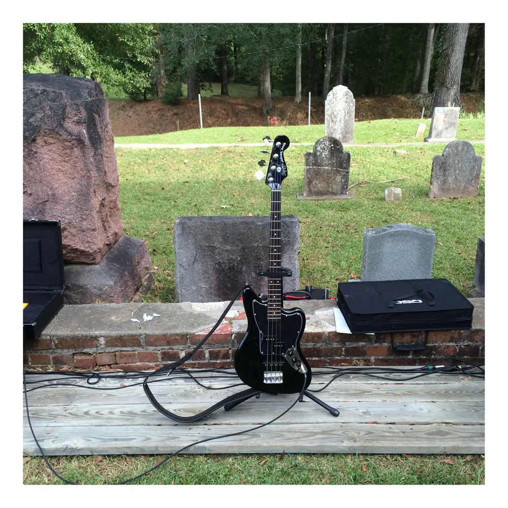 Guitar_web.jpg