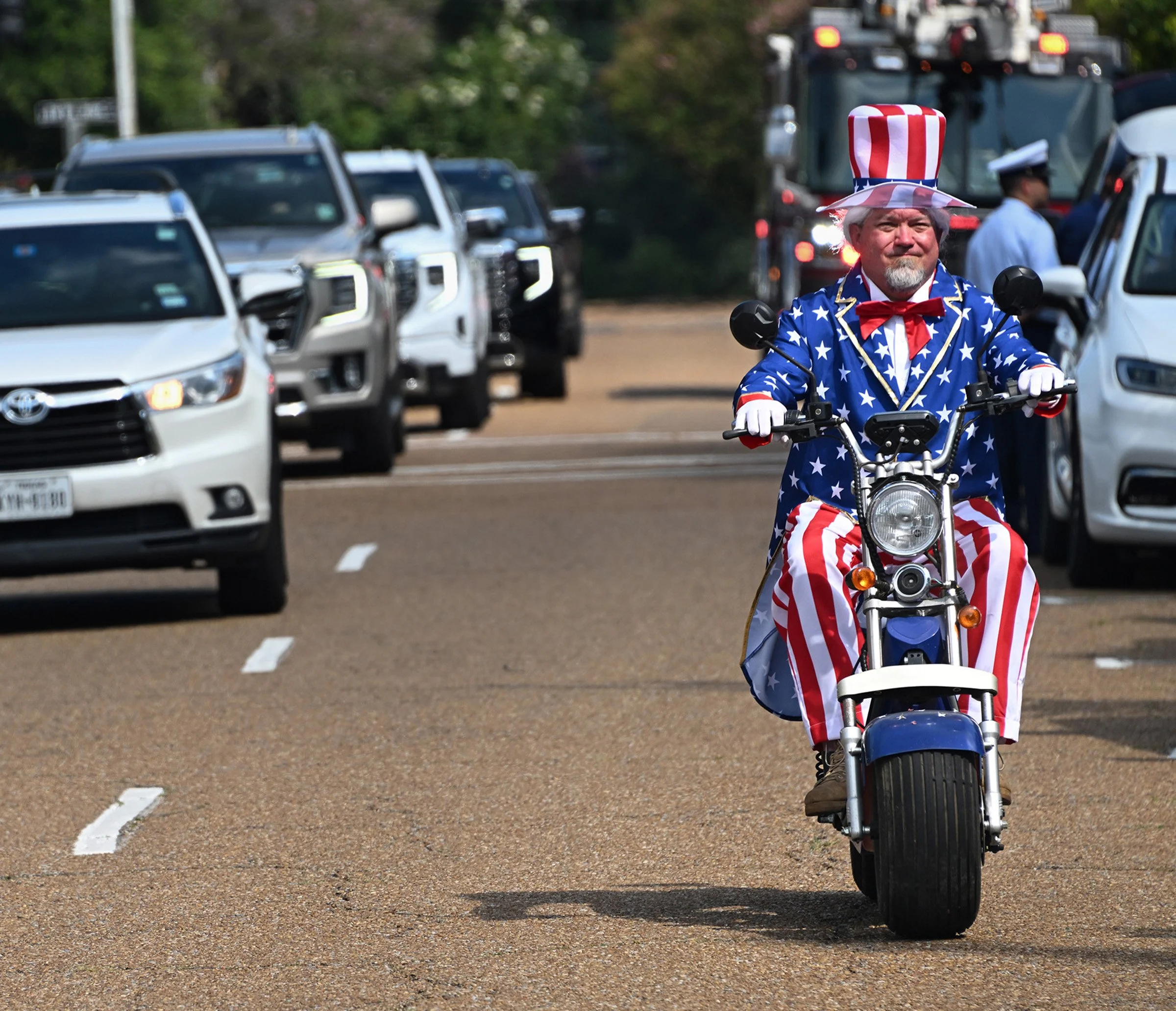 Parade2.jpg